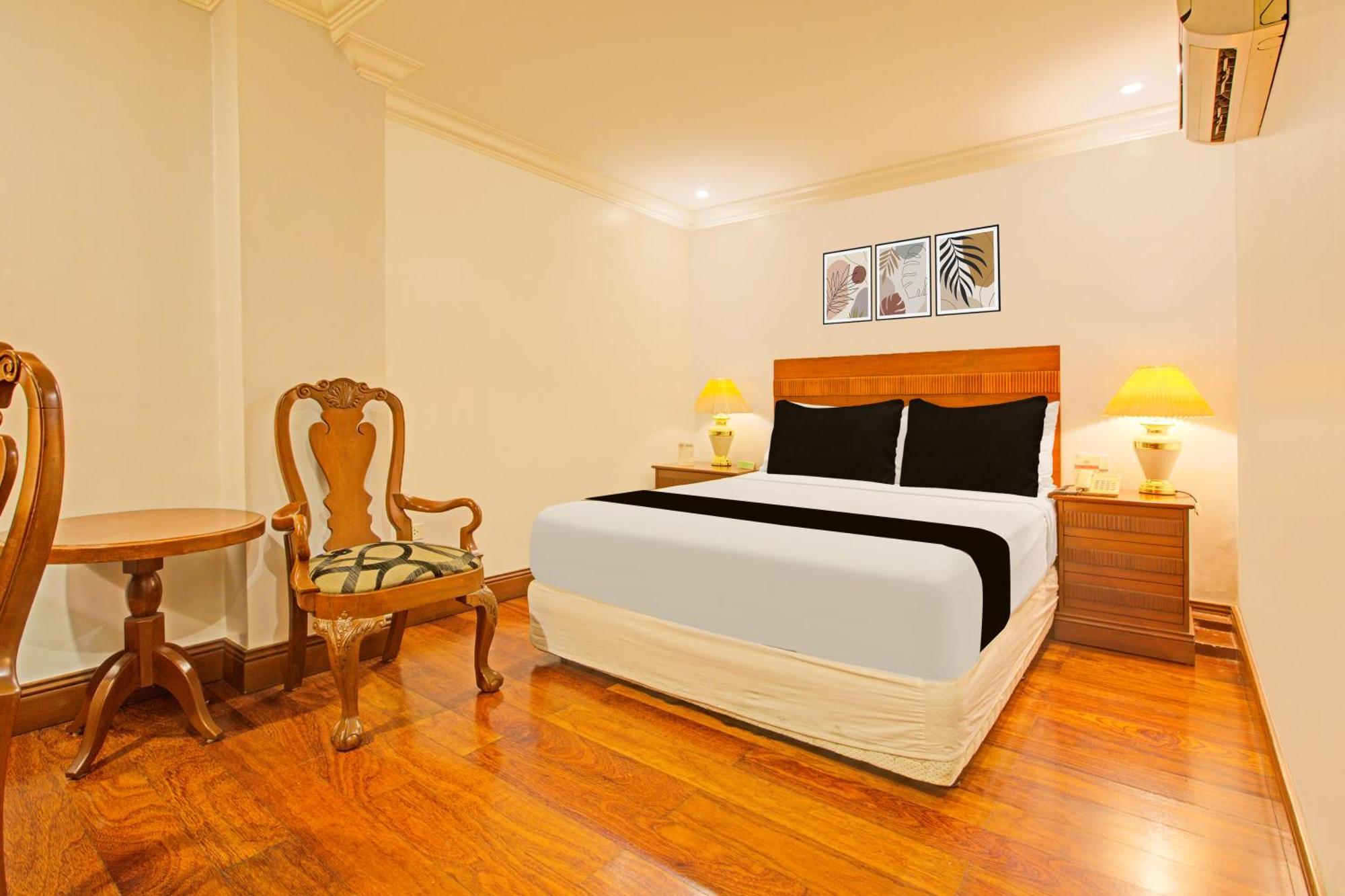 Townhouse Oak Vip Suites, Near Pnr Pasay Evangelista, Makati Manila Makati City Exterior foto